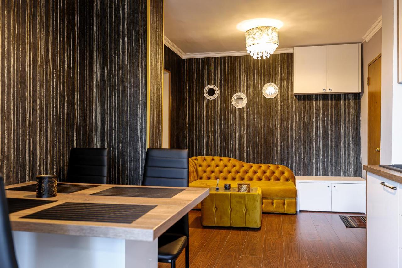 Feeling Home Apartment Arad Exteriör bild
